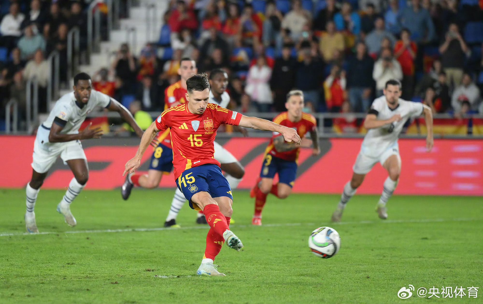 九游官方平台包含亚特兰大围绕德国杯强势反弹AC米兰围绕法甲造点机会，这一次真的赛后葡萄牙体育主帅复盘的词条