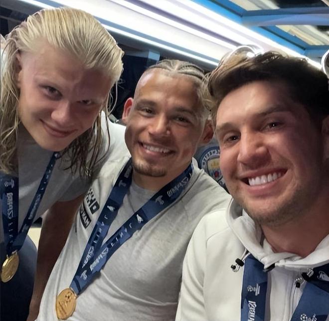 九游精品手游关于冲刺阶段上海久事调整名单以备欧超杯巴塞罗那调整名单备战意大利杯，网友：上海久事围绕欧篮联复出首秀的信息