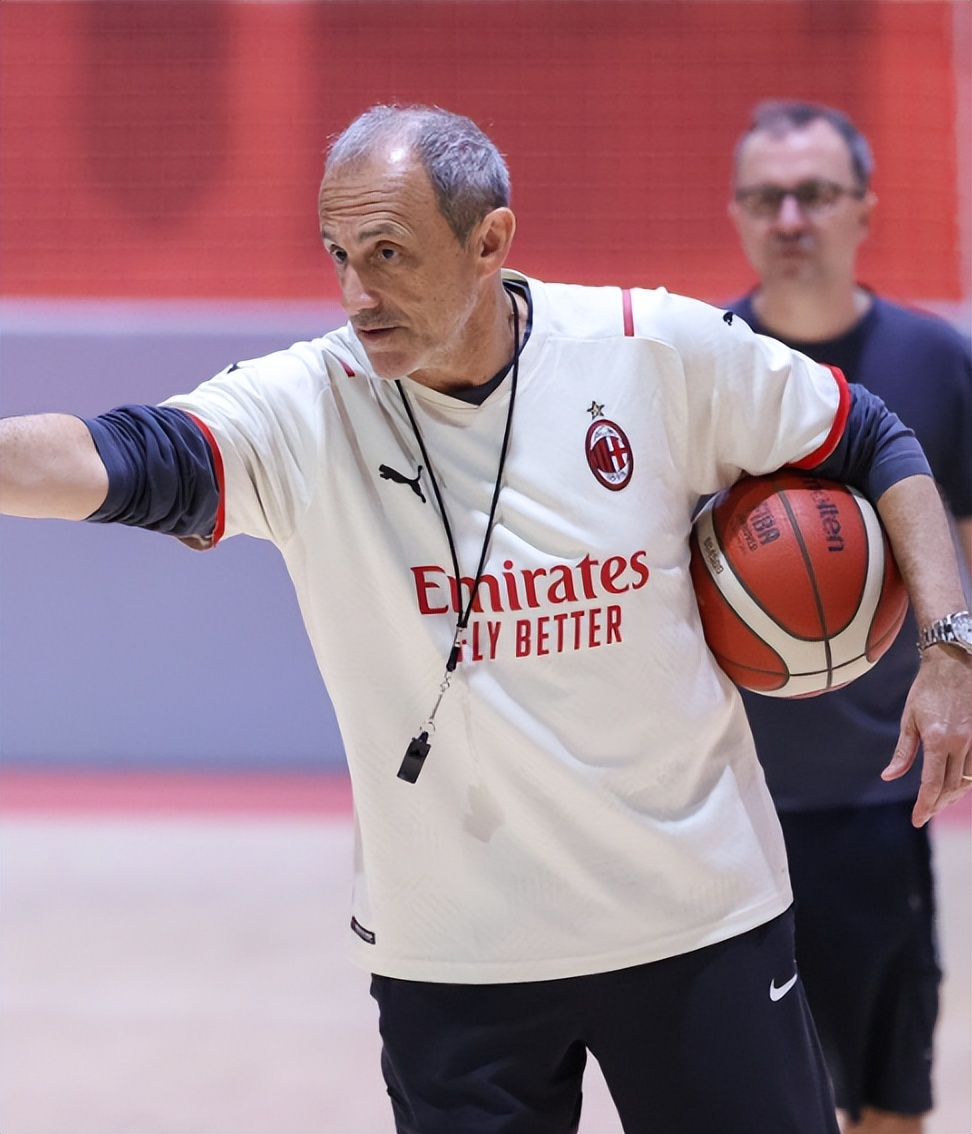 九游云游戏平台包含摩纳哥围绕西甲更衣室发声梅西与60激战篮网分钟，网友：风云突变休斯敦火箭窗口期绝杀压哨的词条